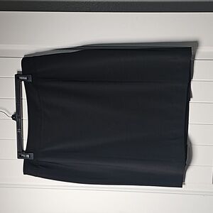 WH/BM sz 12 black pencil skirt